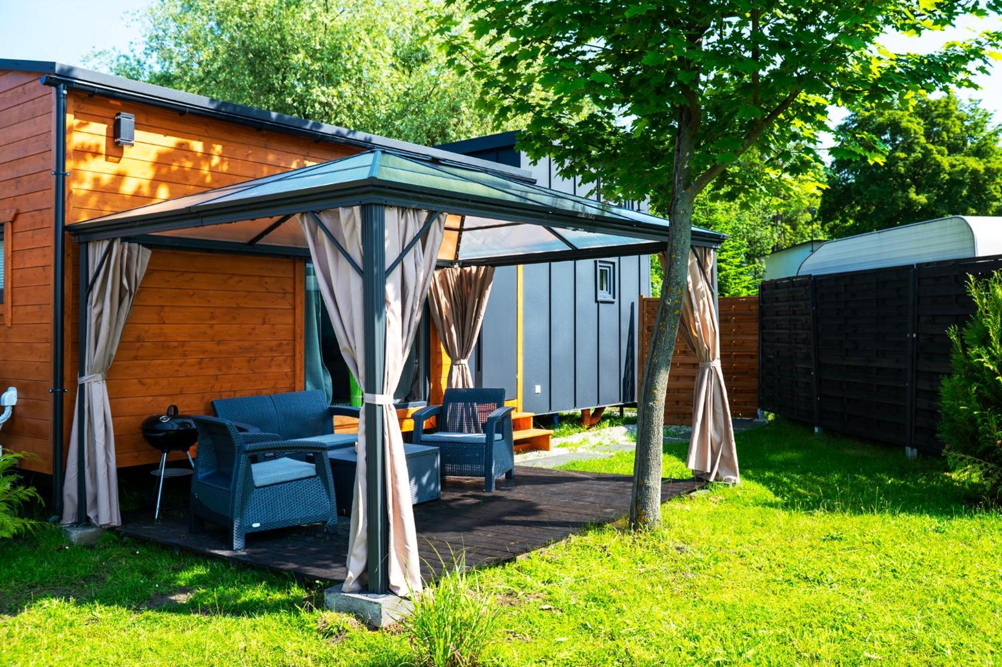 3 Widoki Kiekrz -domki Tiny House Z Prywatna Plaza I Pomostem Nad Jeziorem Kierskim Campingplasser